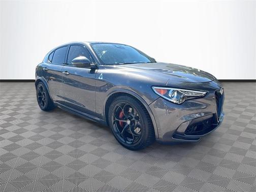 2018 Alfa Romeo Stelvio Quadrifoglio