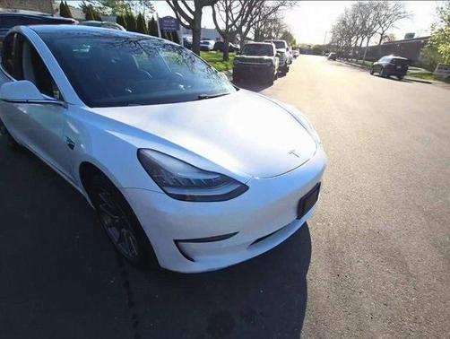 2020 Tesla Model 3 Standard Range Plus