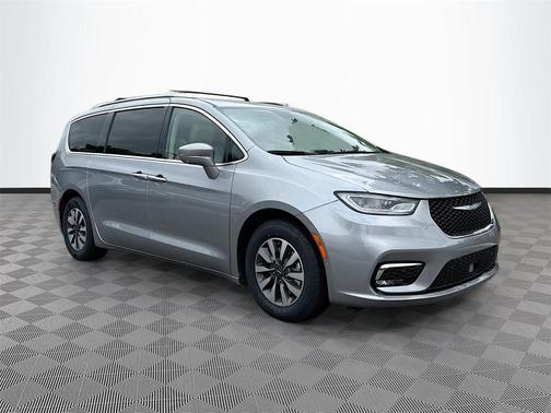 2021 Chrysler Pacifica Hybrid Touring L