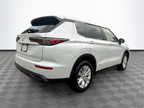 2025 Mitsubishi Outlander ES 2.5 2WD