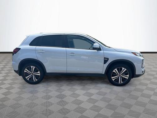 White Diamond 2026 Mitsubishi Outlander Sport 2.0 ES