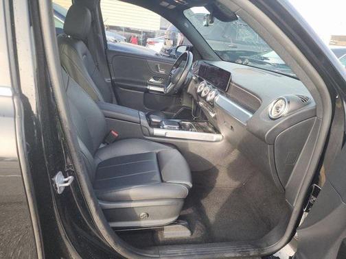 2023 Mercedes-Benz EQB 300 4MATIC