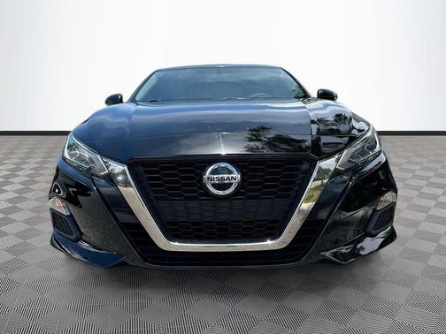 Super Black 2019 Nissan Altima 2.5 SR