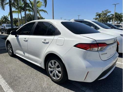 2022 Toyota Corolla LE