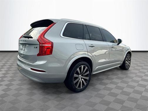 2023 Volvo XC90 B5 Core