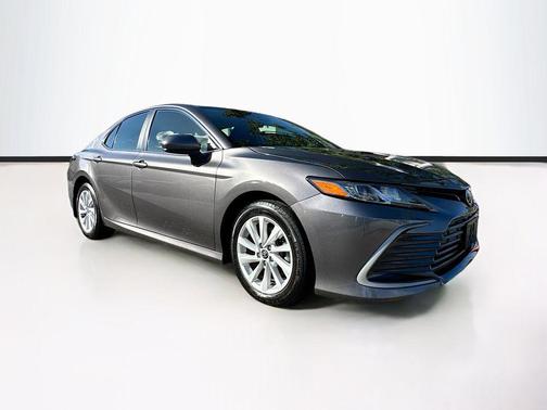 Predawn Gray Mica 2022 Toyota Camry LE