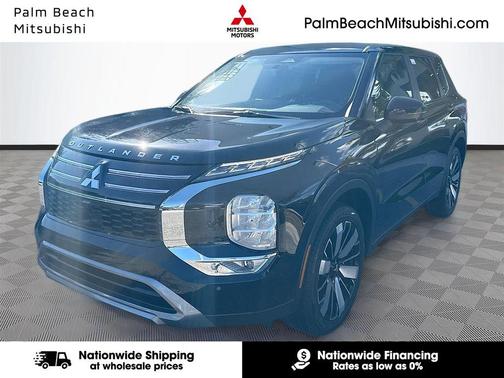Labrador Black Pearl 2026 Mitsubishi Outlander SE
