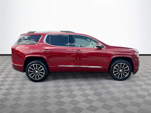 2020 GMC Acadia Denali