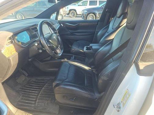 2017 Tesla Model X 75D