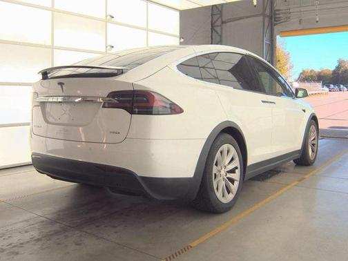 2017 Tesla Model X 75D