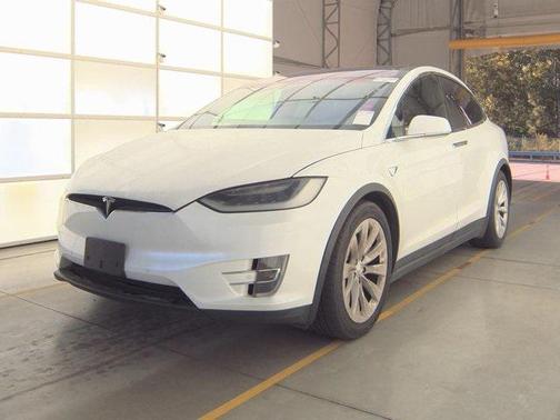 2017 Tesla Model X 75D