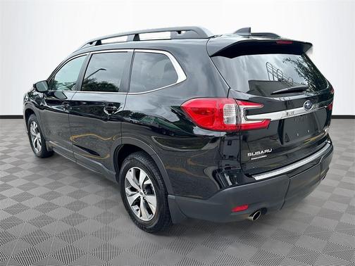 2024 Subaru Ascent Premium 8-Passenger