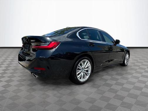 2024 BMW 330 i