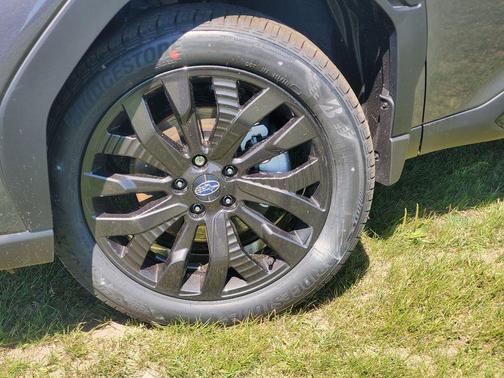 Magnetite Gray Metallic 2026 Subaru Forester Sport