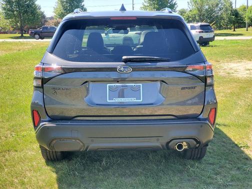Magnetite Gray Metallic 2026 Subaru Forester Sport