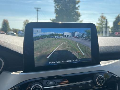 2020 Ford Escape SE