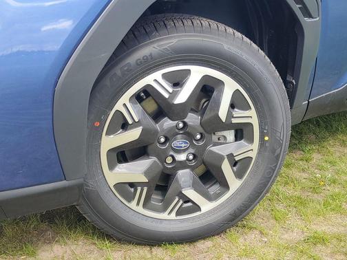 Daybreak Blue Pearl 2026 Subaru Forester Base