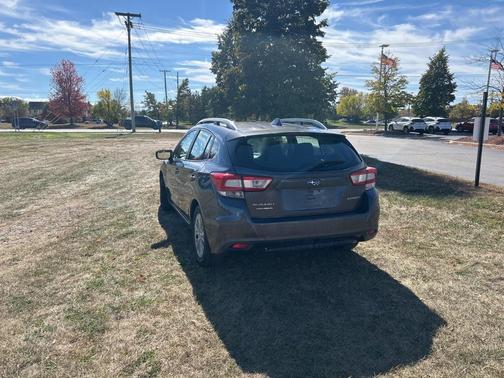2018 Subaru Impreza 2.0i Premium