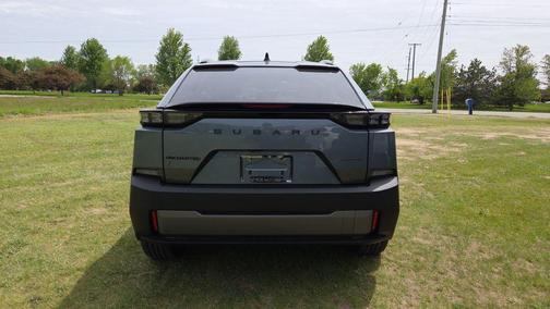 Coastal Wolf Gray Metallic 2026 Subaru Uncharted Sport