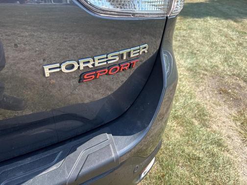2023 Subaru Forester Sport