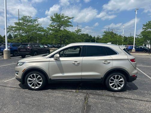 Palladium White Gold Metallic 2017 Lincoln MKC Select