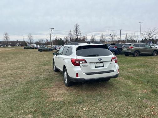 2016 Subaru Outback 2.5i Premium