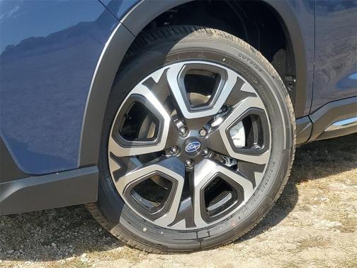 2025 Subaru Ascent Limited 7-Passenger
