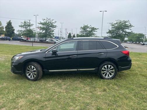 2019 Subaru Outback 2.5i Touring