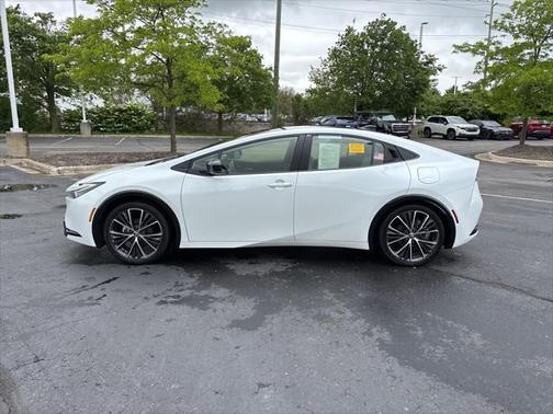 2024 Toyota Prius XLE