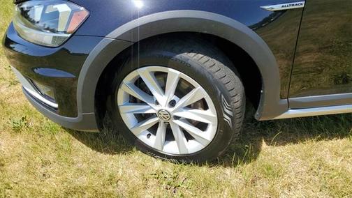 2019 Volkswagen Golf Alltrack TSI S