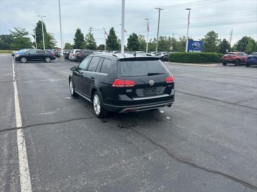 2019 Volkswagen Golf Alltrack TSI S