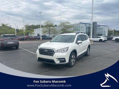 Crystal White Pearl 2021 Subaru Ascent Premium 8-Passenger