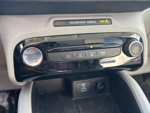 2023 Ford Escape PHEV SE