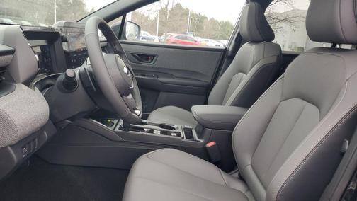 Crystal Black Silica 2026 Subaru Outback Limited XT