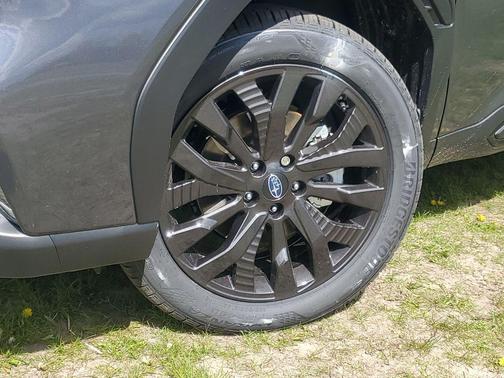Magnetite Gray Metallic 2026 Subaru Forester Sport