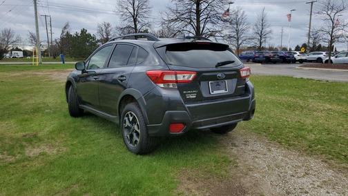Dark Gray Metallic 2019 Subaru Crosstrek 2.0i Premium