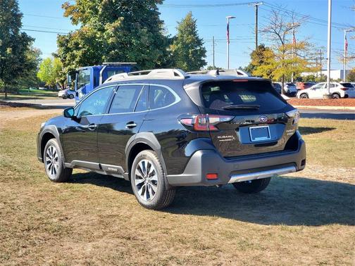 2025 Subaru Outback Touring