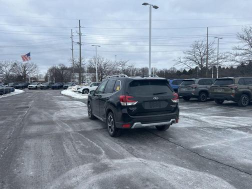 2023 Subaru Forester Touring
