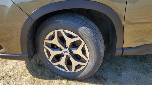 2022 Subaru Forester Premium