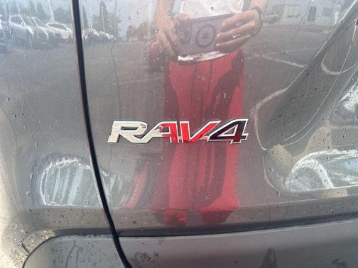 Magnetic Gray Metallic 2025 Toyota RAV4 XLE Premium