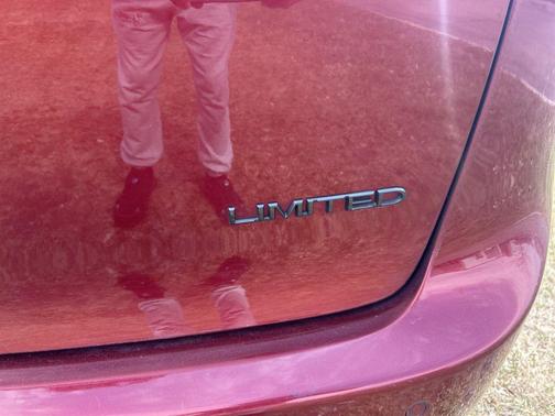 Velvet Red Pearlcoat 2019 Chrysler Pacifica Limited