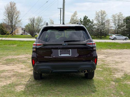 Dark Mahogany Pearl 2026 Subaru Forester Limited