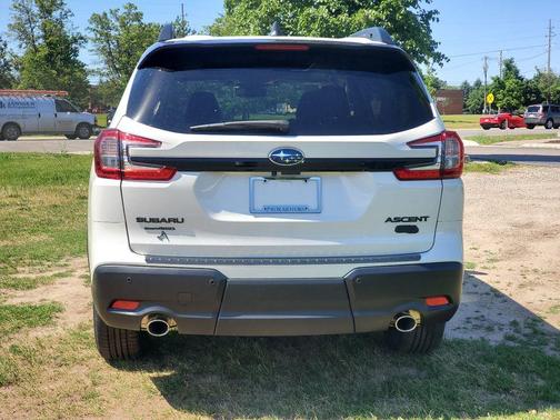 Crystal White Pearl 2026 Subaru Ascent Onyx Edition Touring 7-Passenger