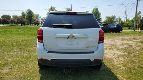 Summit White 2016 Chevrolet Equinox LT