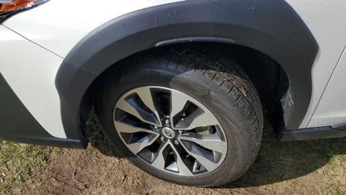 Crystal White Pearl 2023 Subaru Outback Limited