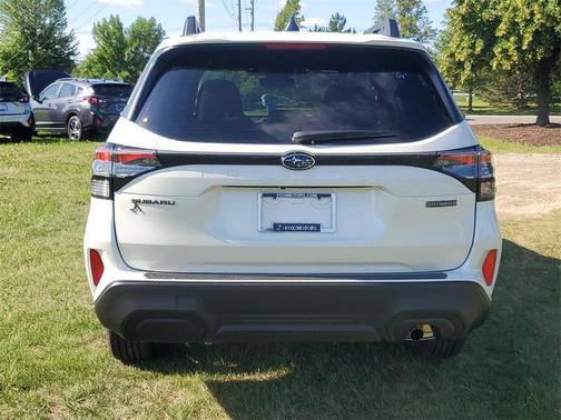2025 Subaru Forester Hybrid Premium