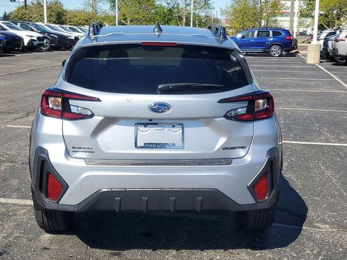 Crystal White Pearl 2026 Subaru Outback Premium