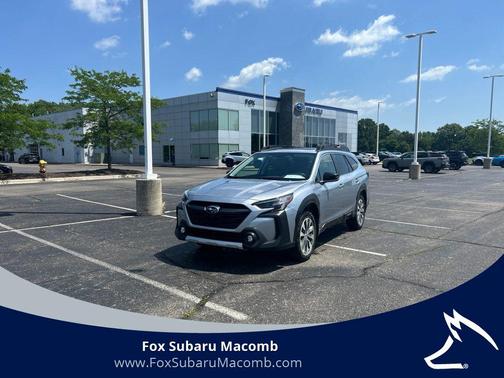 Ice Silver Metallic 2025 Subaru Outback Limited