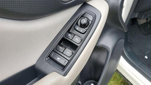 Crystal White Pearl 2023 Subaru Forester Premium