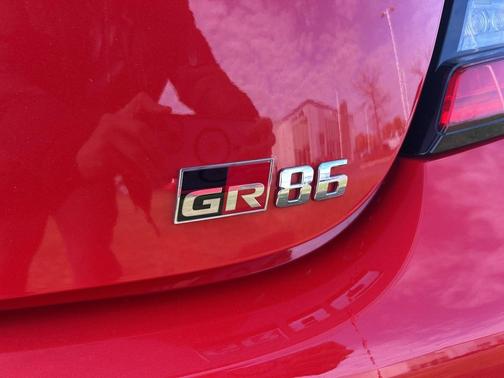 2024 Toyota GR86 Premium